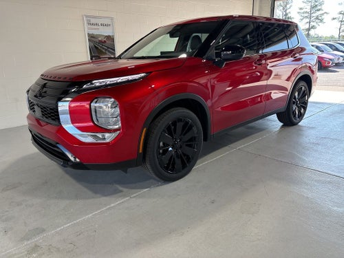 2026 Mitsubishi Outlander LE