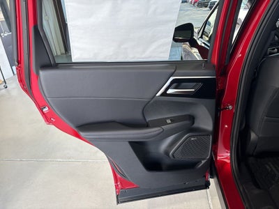 2026 Mitsubishi Outlander LE