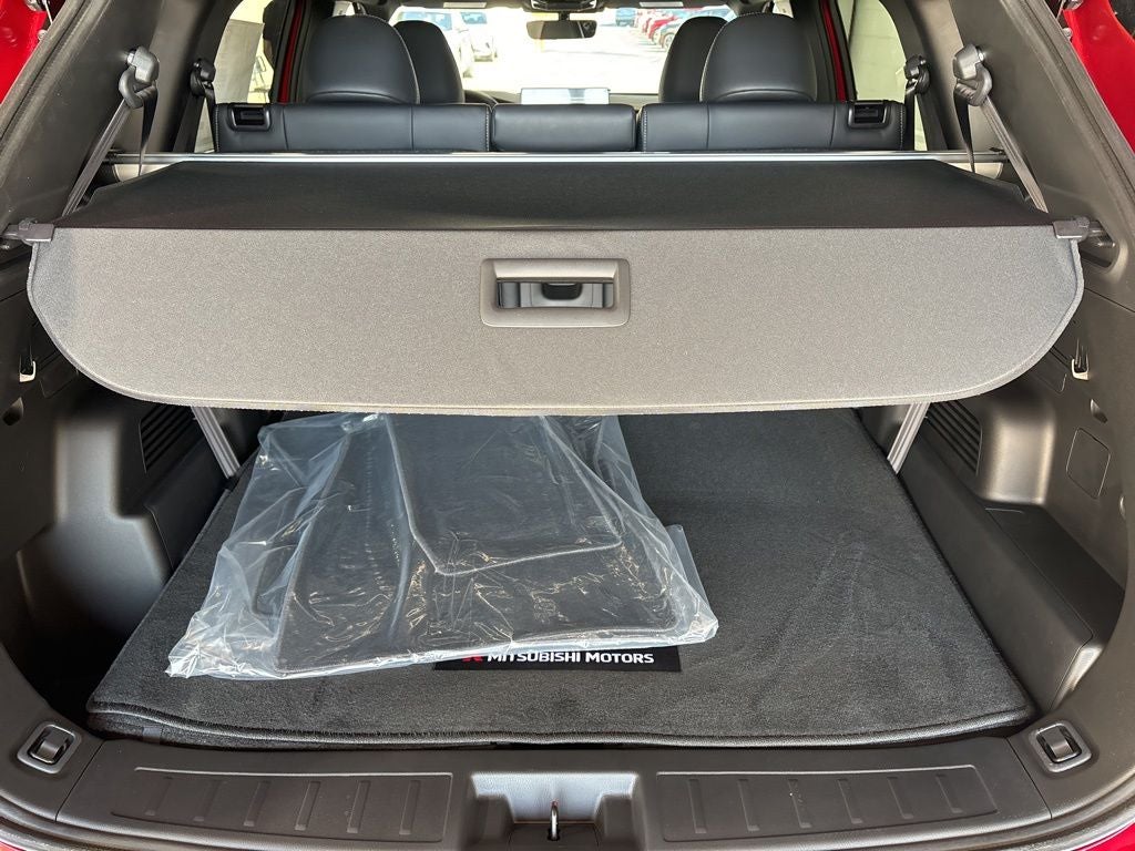 2026 Mitsubishi Outlander LE