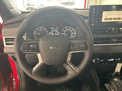 2026 Mitsubishi Outlander LE