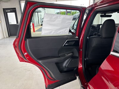 2026 Mitsubishi Outlander LE