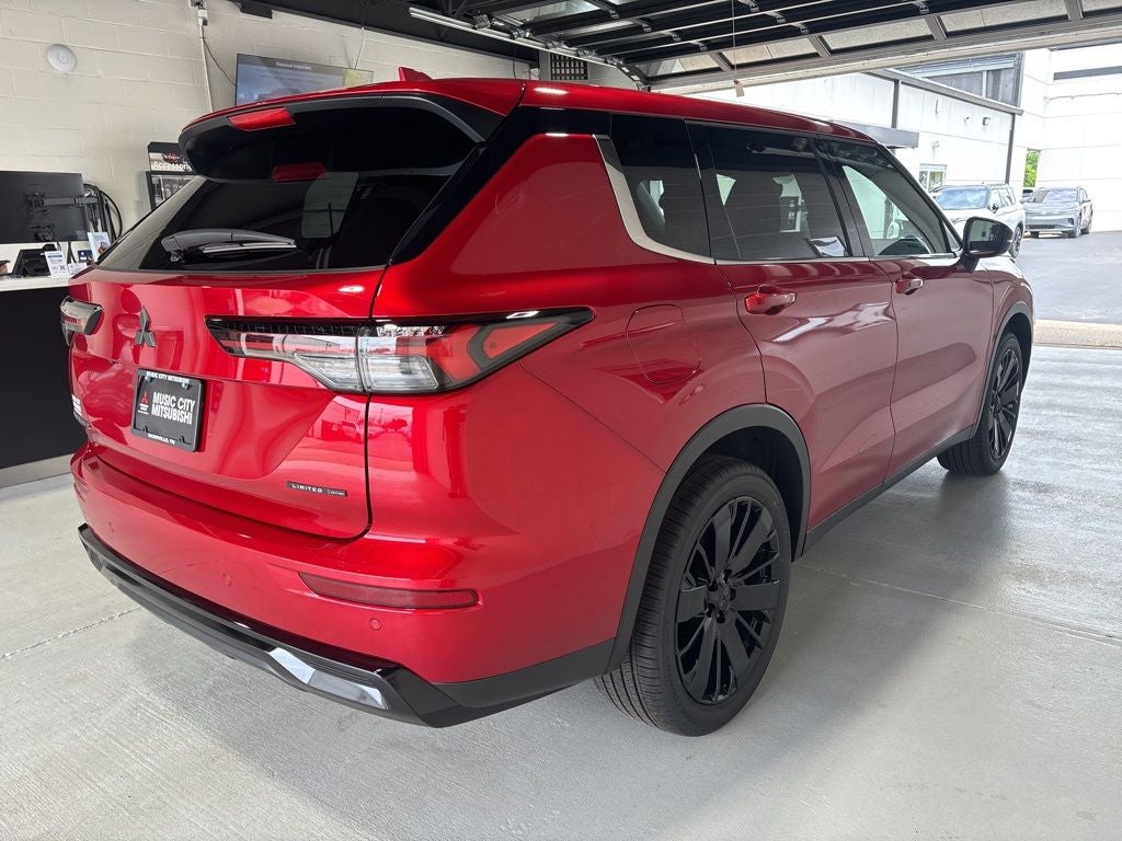 2026 Mitsubishi Outlander LE