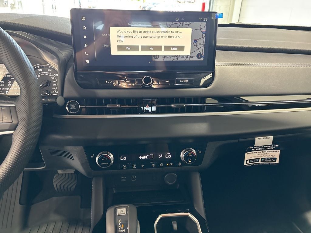 2026 Mitsubishi Outlander LE