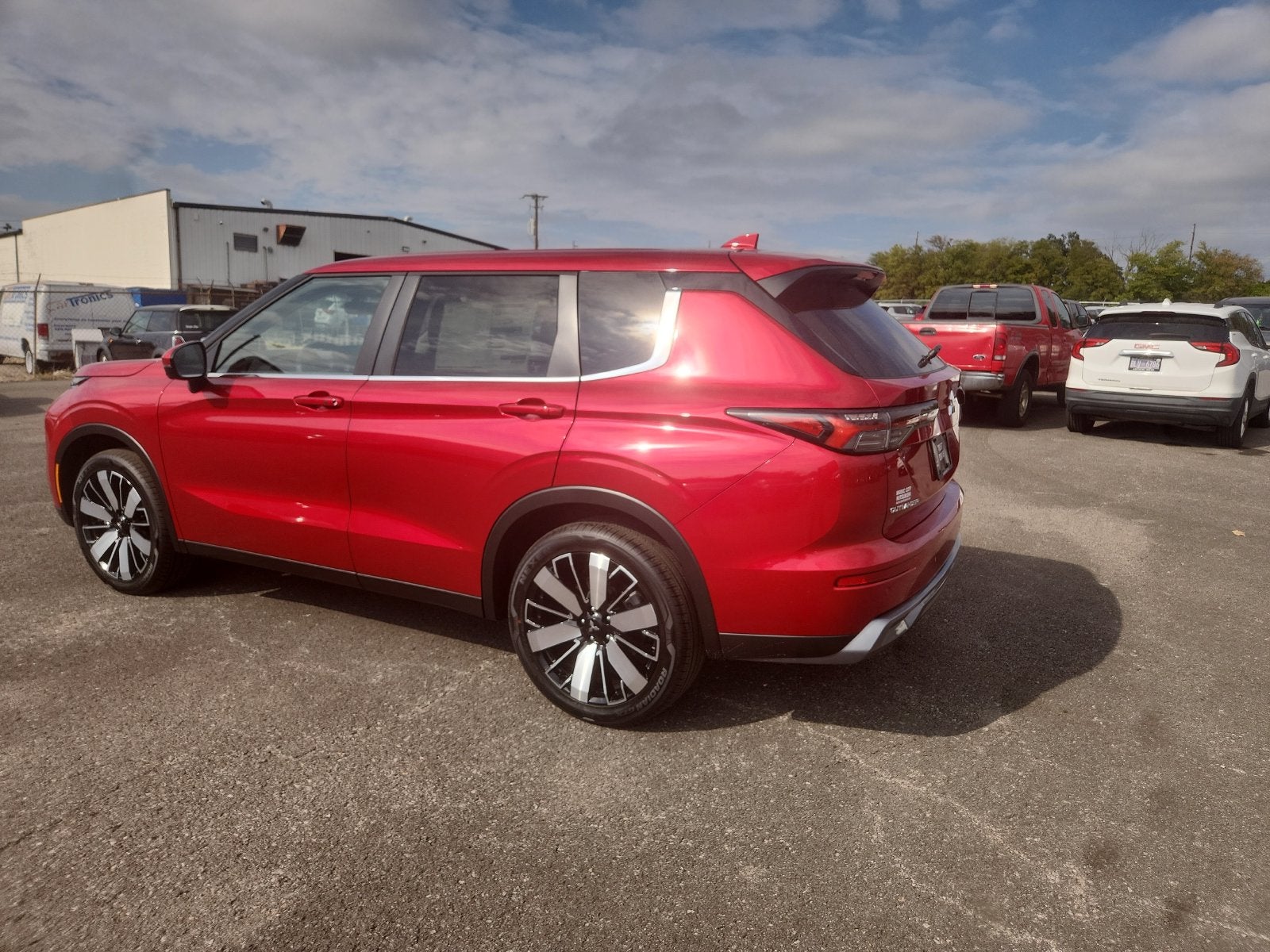 2026 Mitsubishi Outlander SE