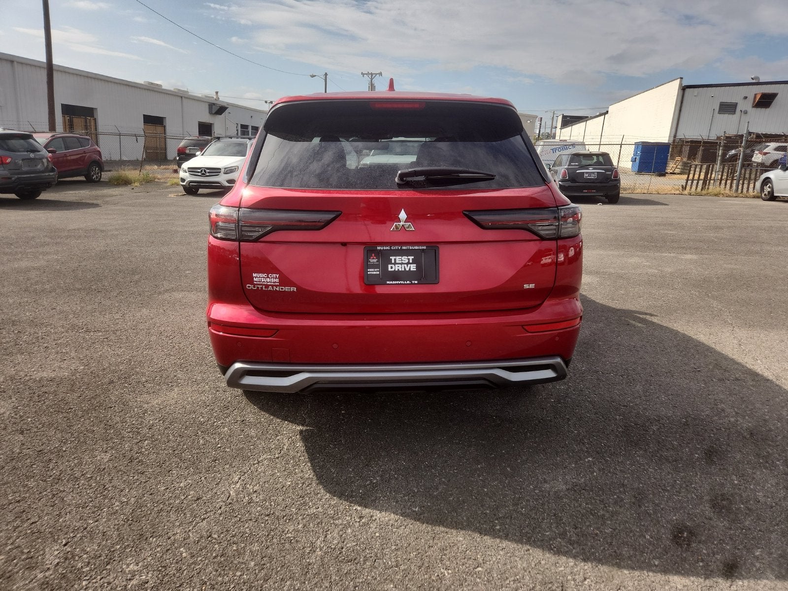2026 Mitsubishi Outlander SE