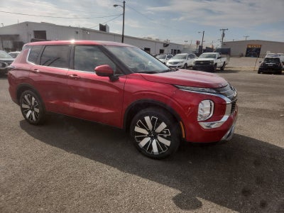 2026 Mitsubishi Outlander SE