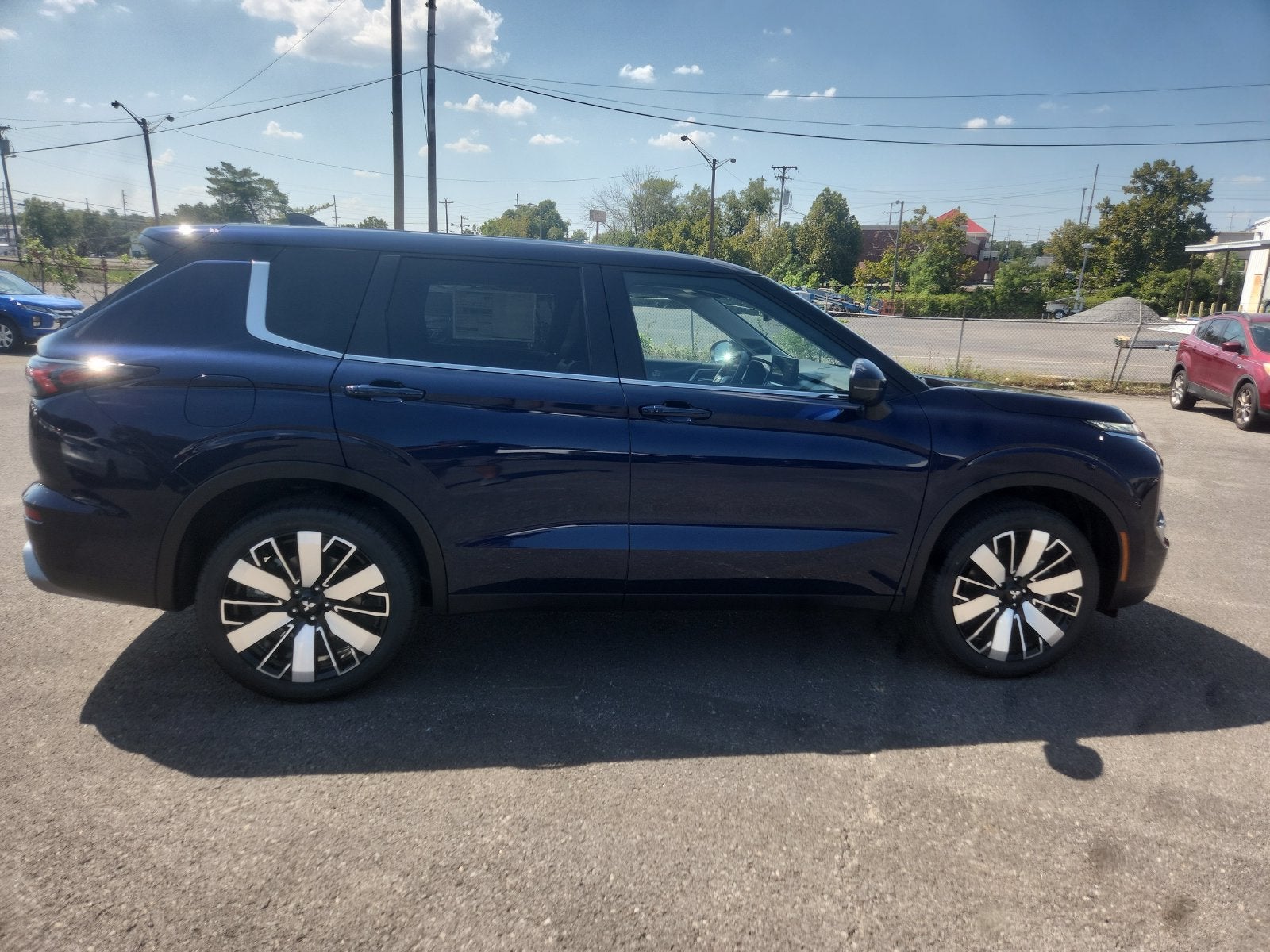 2026 Mitsubishi Outlander SE