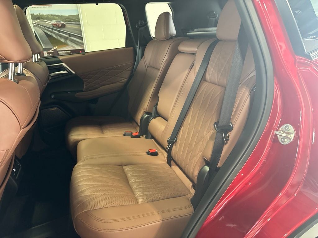 2025 Mitsubishi Outlander SEL