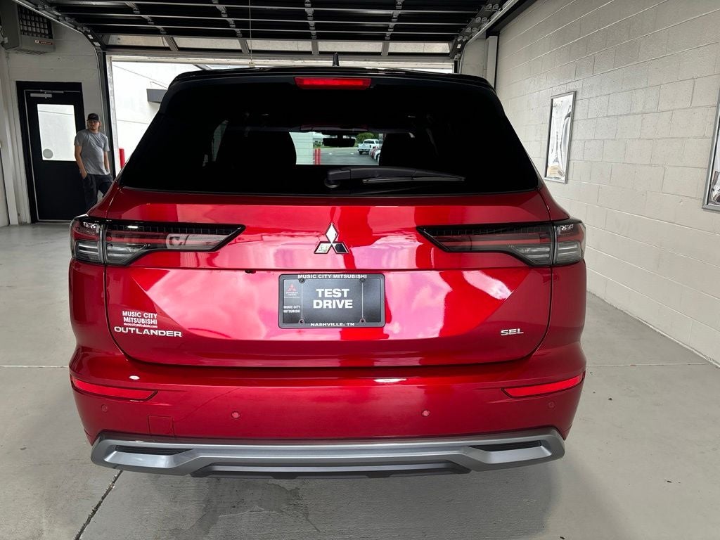 2025 Mitsubishi Outlander SEL