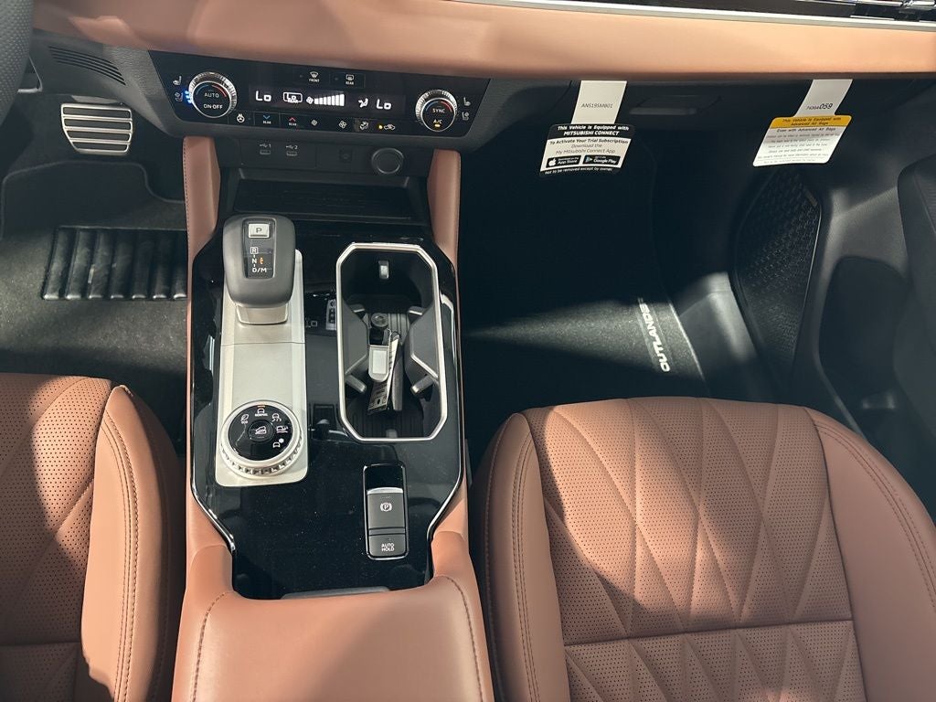 2026 Mitsubishi Outlander SEL