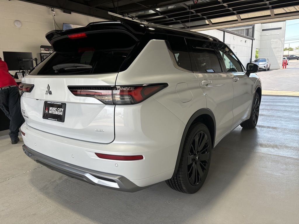 2026 Mitsubishi Outlander SEL