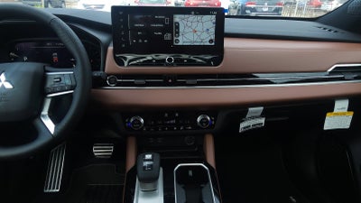 2026 Mitsubishi Outlander SEL