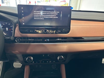 2026 Mitsubishi Outlander SEL