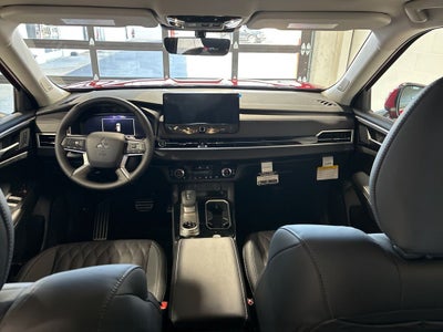 2026 Mitsubishi Outlander SEL