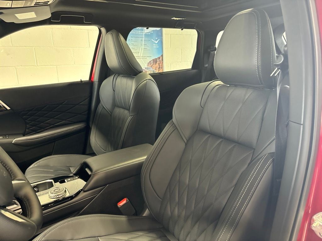 2026 Mitsubishi Outlander Black Edition