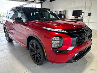2026 Mitsubishi Outlander Black Edition