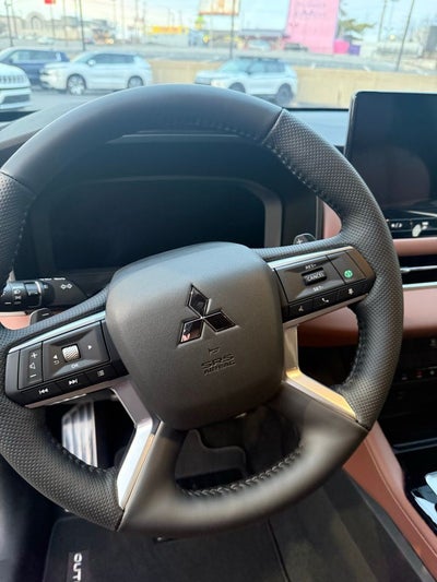 2026 Mitsubishi Outlander SEL