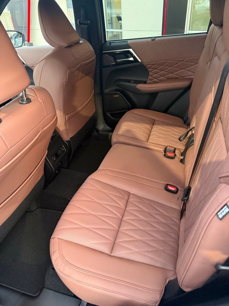2026 Mitsubishi Outlander SEL