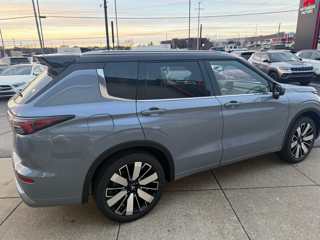 2026 Mitsubishi Outlander SEL