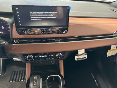 2026 Mitsubishi Outlander SEL