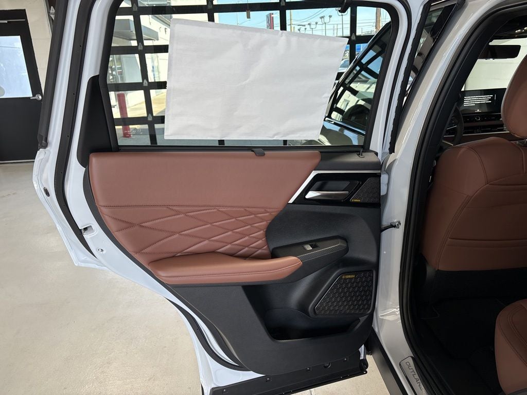 2026 Mitsubishi Outlander SEL