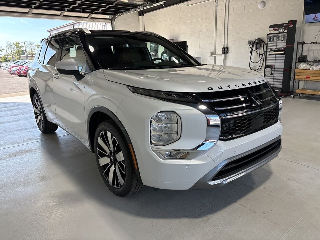 2026 Mitsubishi Outlander SEL