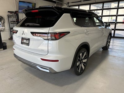 2026 Mitsubishi Outlander SEL