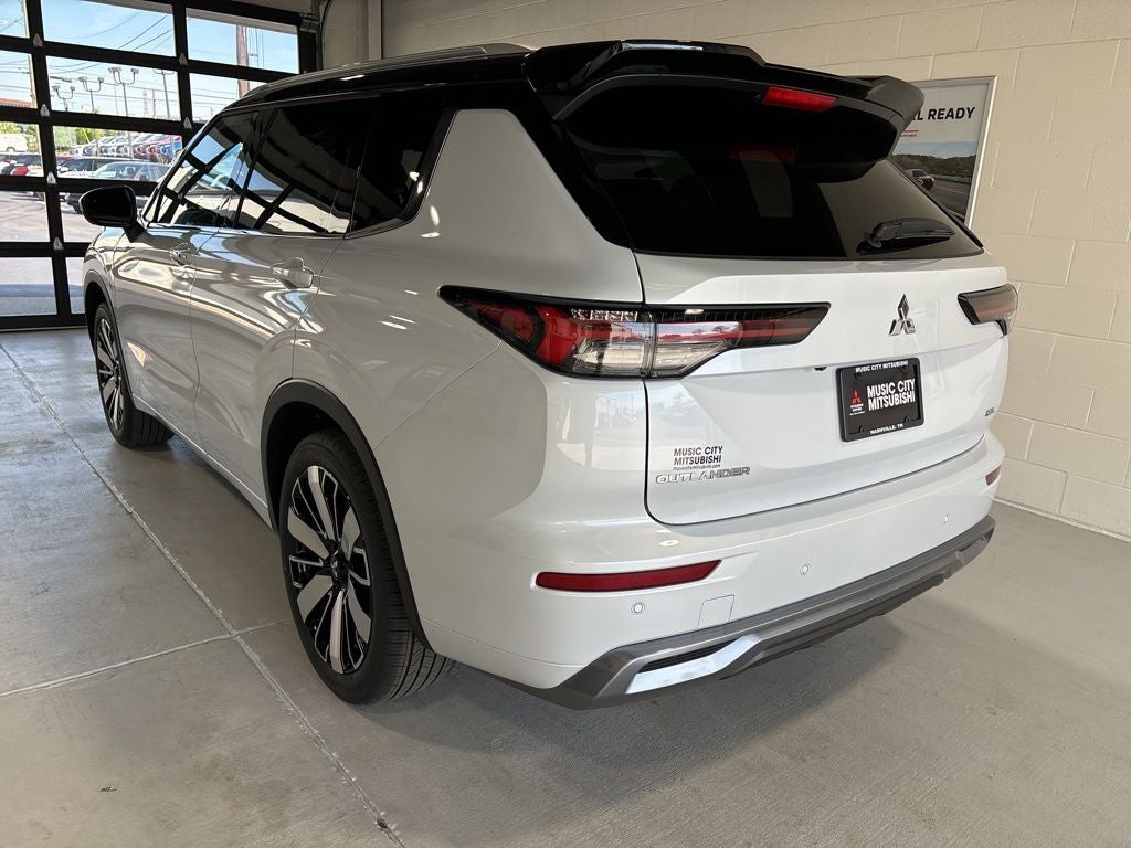 2026 Mitsubishi Outlander SEL
