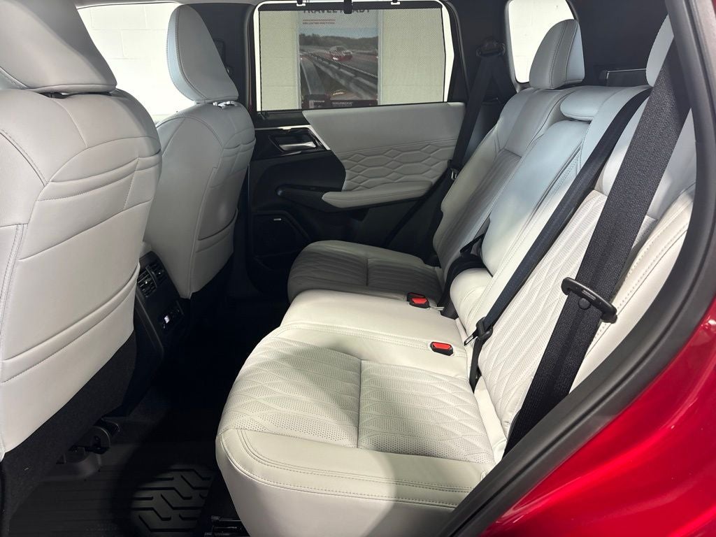 2026 Mitsubishi Outlander SEL