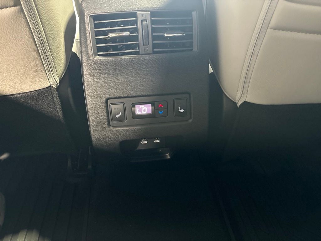2026 Mitsubishi Outlander SEL