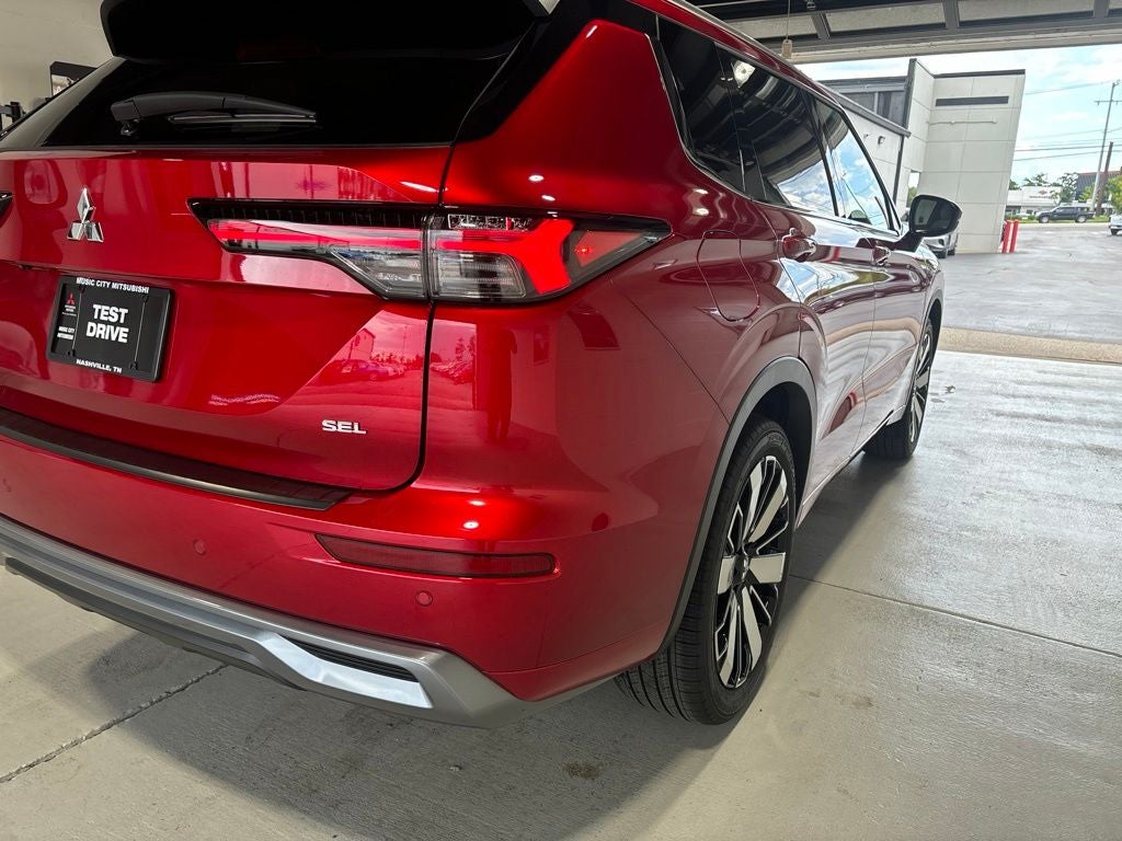 2026 Mitsubishi Outlander SEL