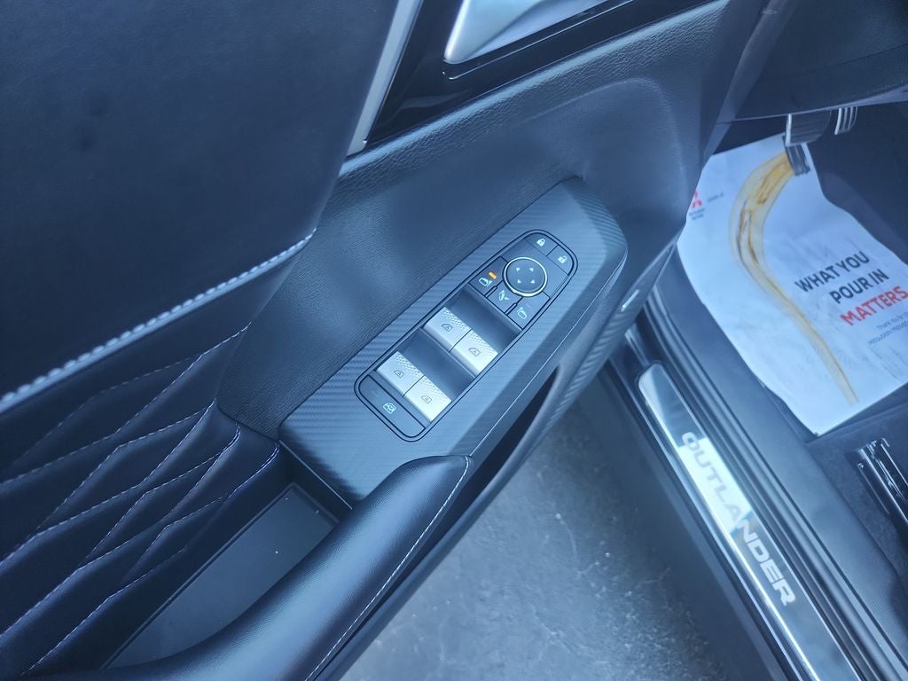 2026 Mitsubishi Outlander SEL