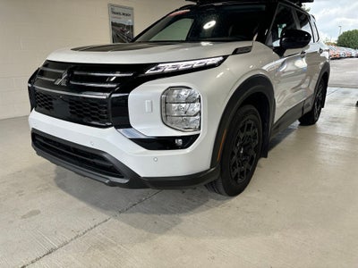 2025 Mitsubishi Outlander Trail Edition
