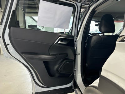 2025 Mitsubishi Outlander Trail Edition