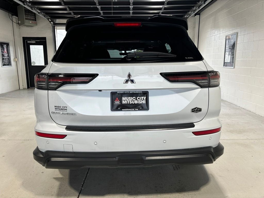 2025 Mitsubishi Outlander Trail Edition