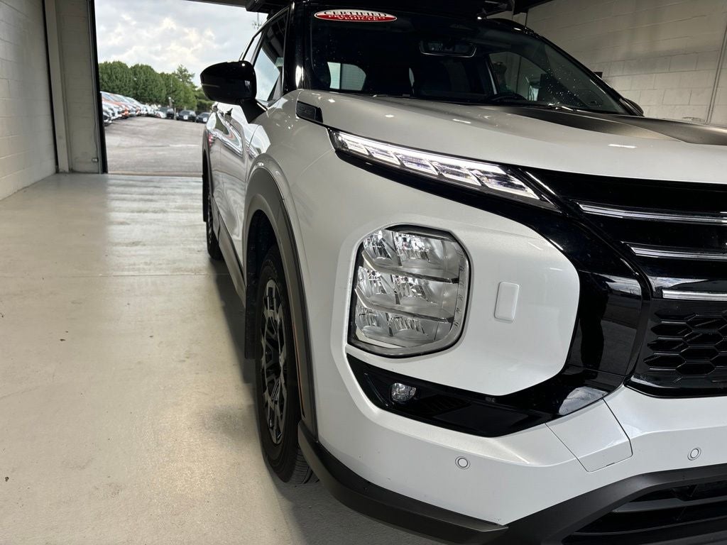 2025 Mitsubishi Outlander Trail Edition