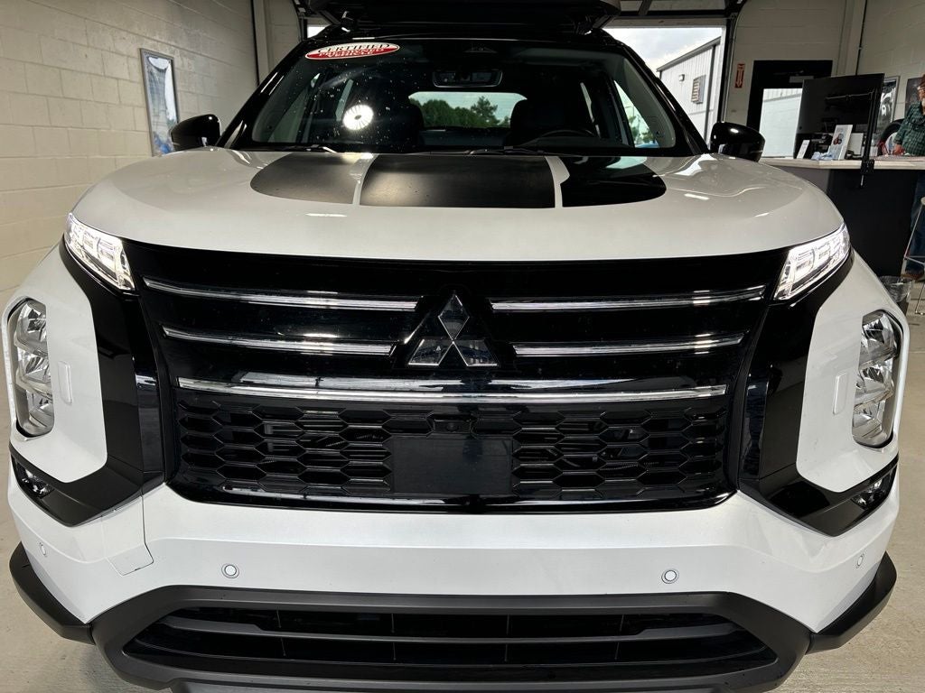 2025 Mitsubishi Outlander Trail Edition