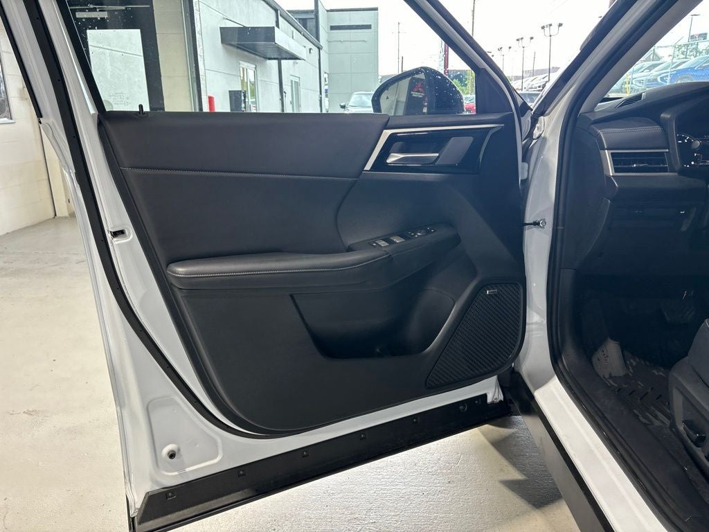 2025 Mitsubishi Outlander Trail Edition