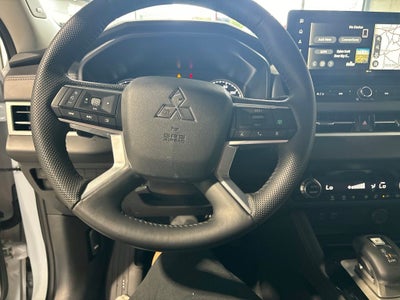 2025 Mitsubishi Outlander Trail Edition