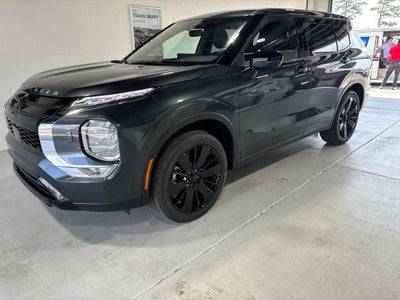 2026 Mitsubishi Outlander LE