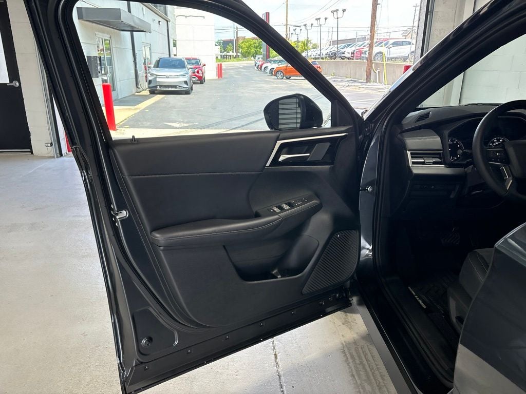 2026 Mitsubishi Outlander LE