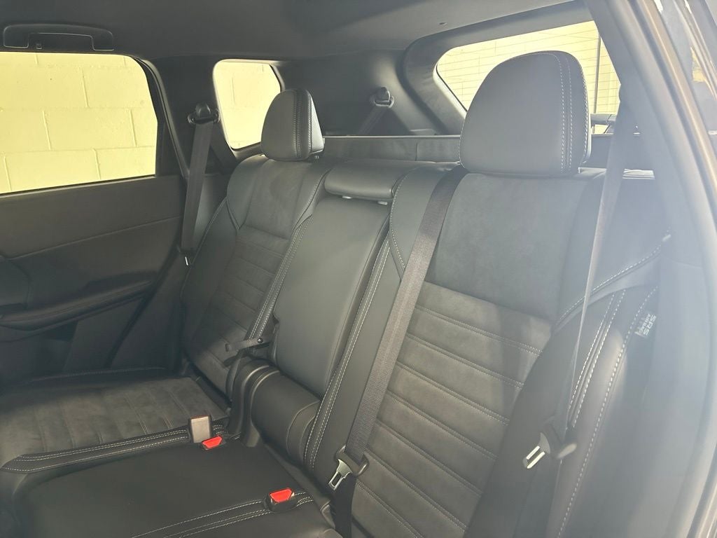 2026 Mitsubishi Outlander LE