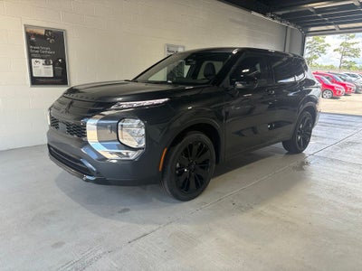 2026 Mitsubishi Outlander LE