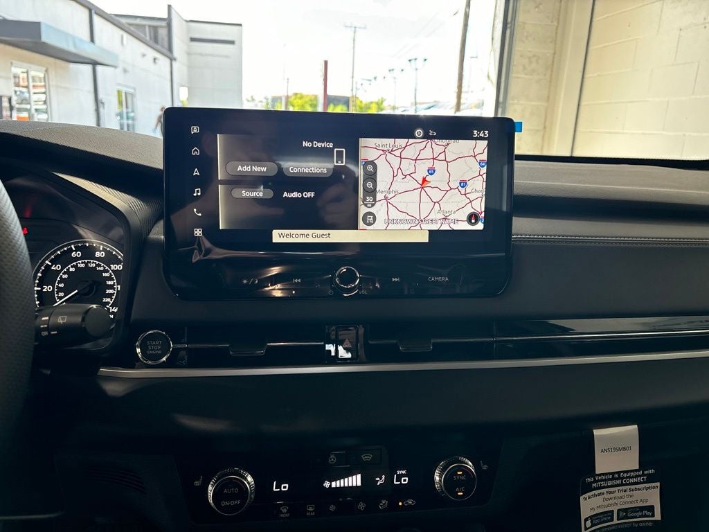 2026 Mitsubishi Outlander LE