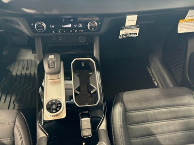 2026 Mitsubishi Outlander LE