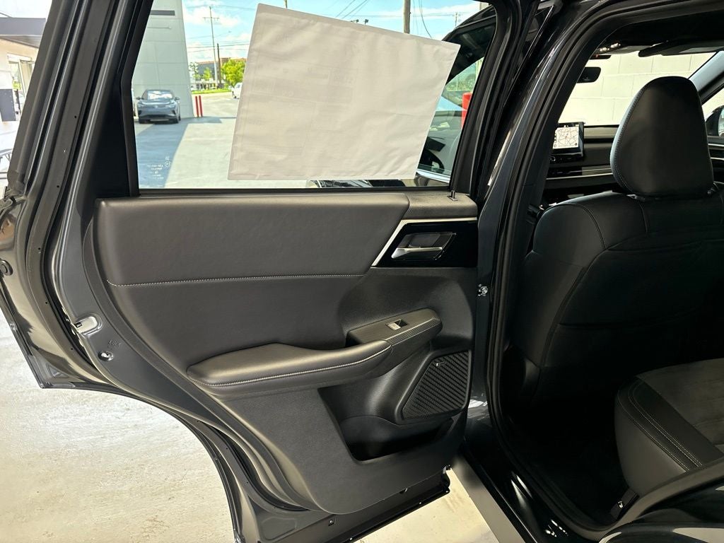 2026 Mitsubishi Outlander LE