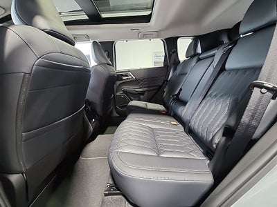 2026 Mitsubishi Outlander PHEV SEL