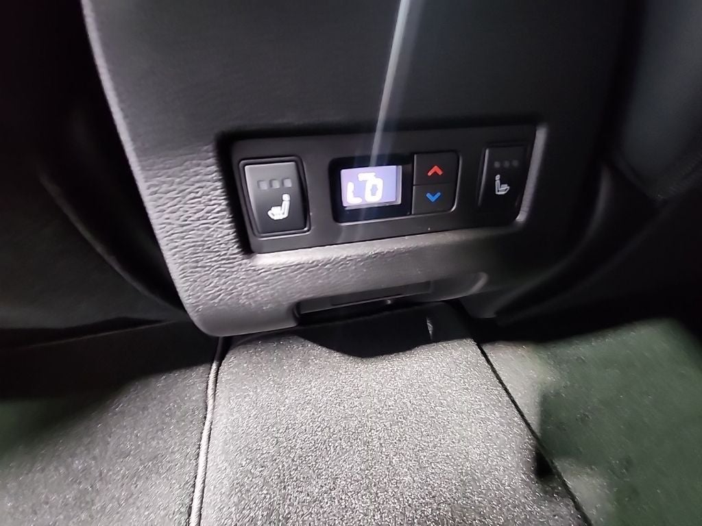 2026 Mitsubishi Outlander PHEV SEL