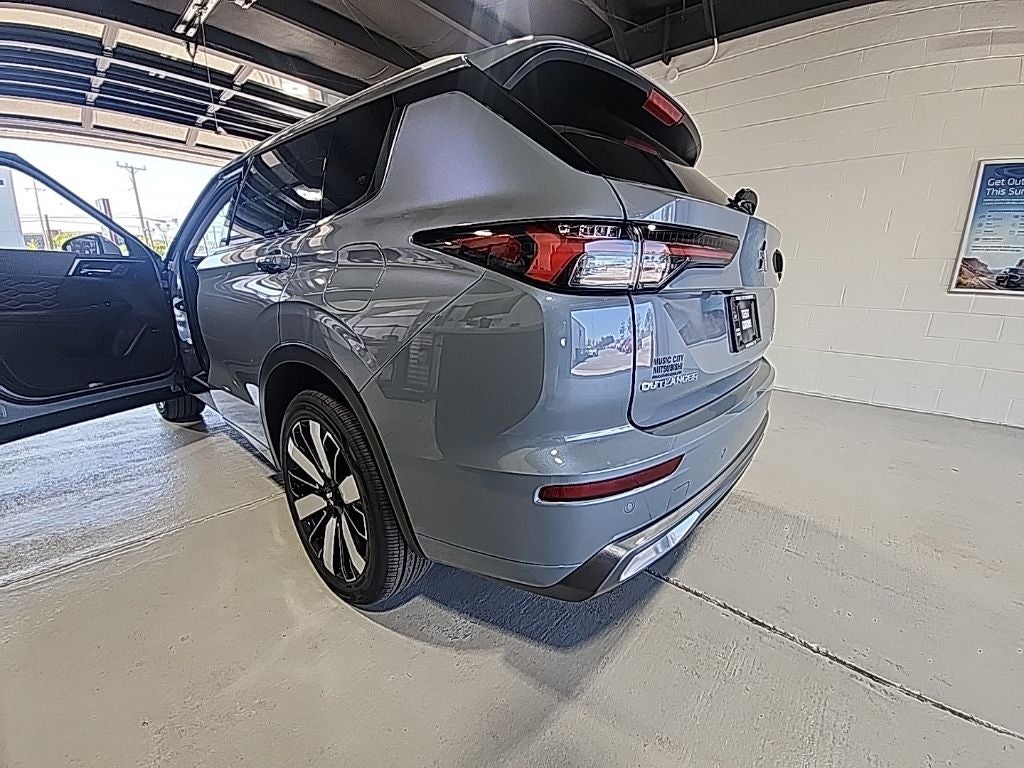 2026 Mitsubishi Outlander PHEV SEL