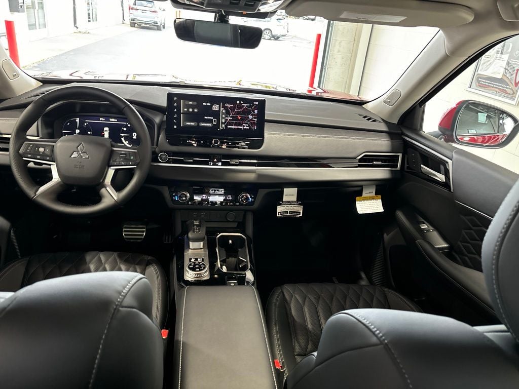 2026 Mitsubishi Outlander PHEV SEL